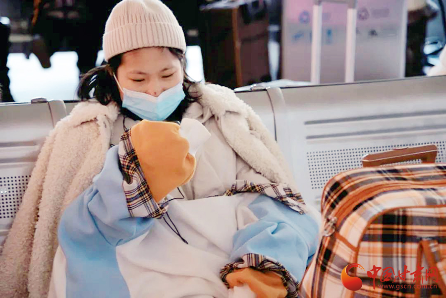 春運故事：歸途的車站，有溫情、愛情，還有堅守