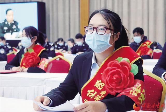 村莊的“守護(hù)者”百姓的“貼心人”——記皋蘭縣石洞鎮(zhèn)魏家莊村黨支部副書(shū)記陽(yáng)娟