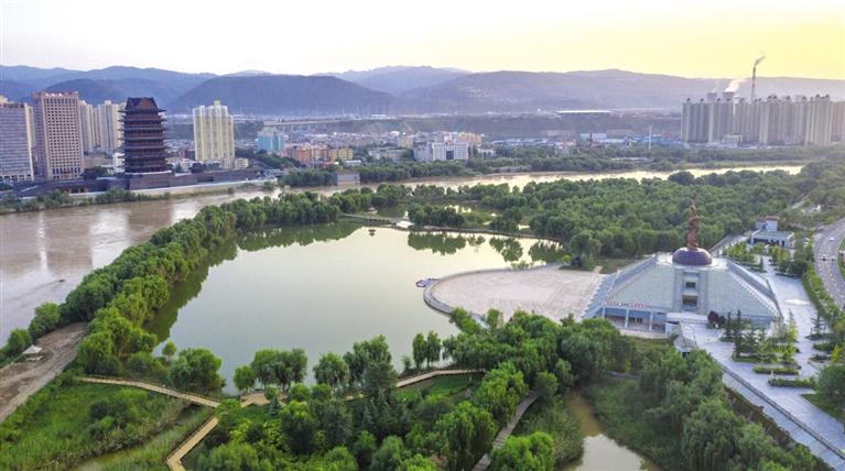 蘭州市黃河風情線大景區保護管理將有法可依打陀螺甩響鞭或被禁止