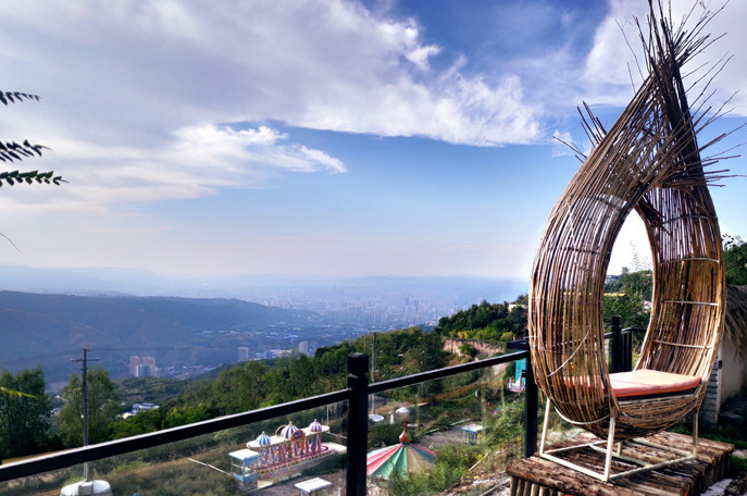 【以村為美】山上看星空 山下有燈光 蘭州城關(guān)區(qū)鄉(xiāng)村旅游輕奢時(shí)尚留住年輕人