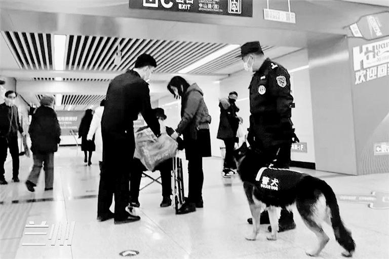 甘肅警方春節假期以“辛苦指數”換“安全指數”